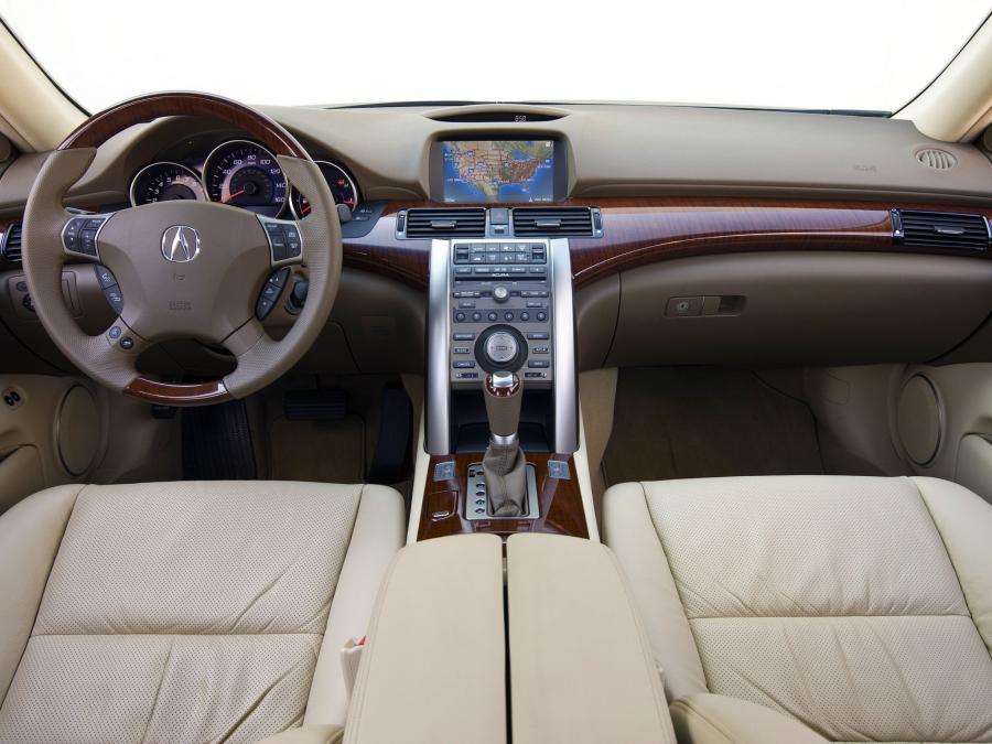 Торпедо Acura RL 2008 года  (фото 35 из 85)